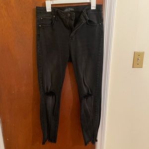 Black Ripped Knee jeans